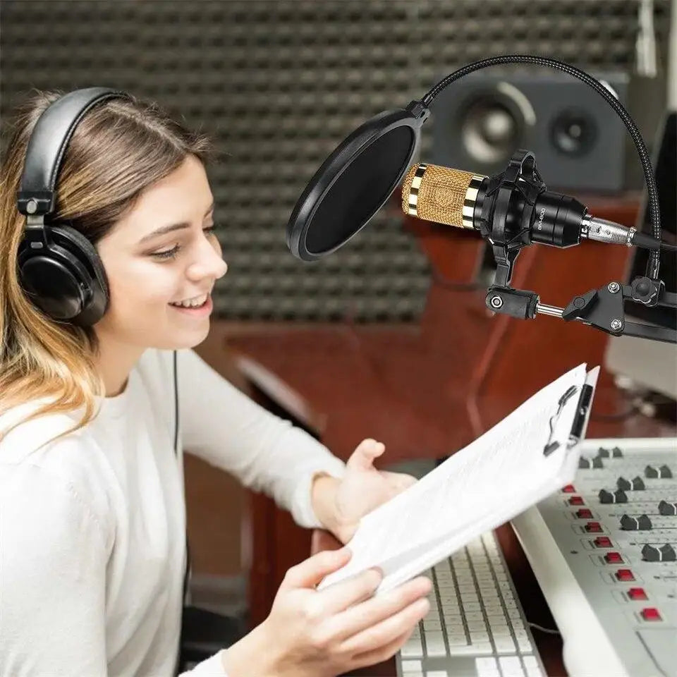 Custom LT Condenser Microphone Kit with Audio Mixer for Streaming Voice Changer Microphone for Live Podcast Equipment Bundle Manufacturer