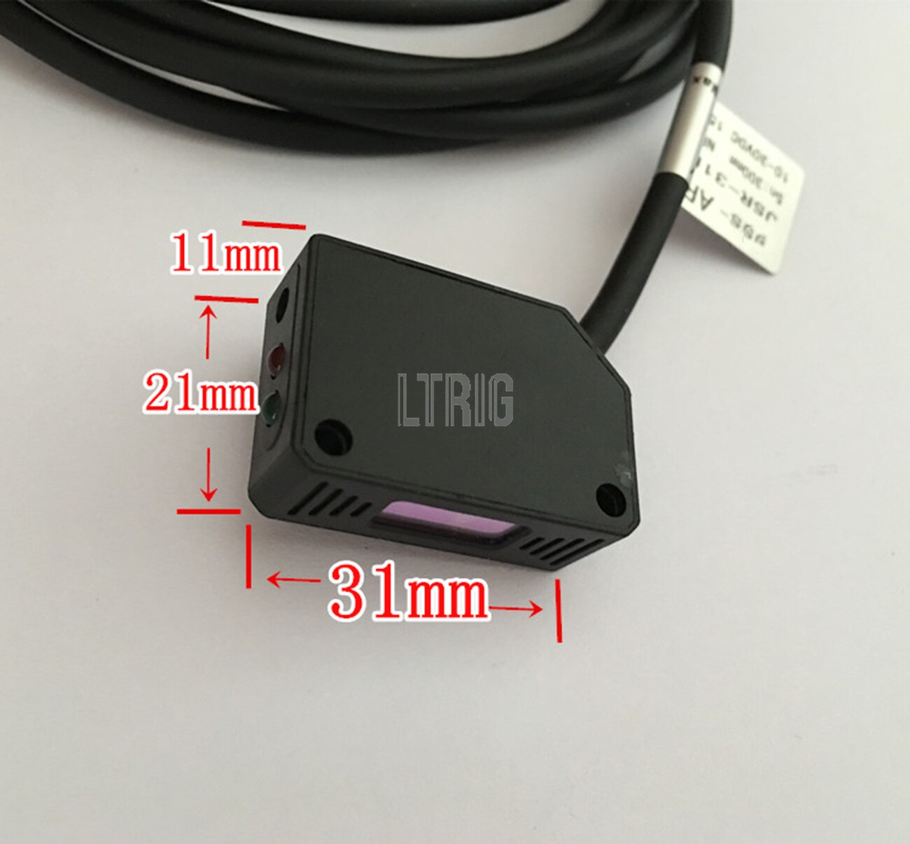 customized 1Pcs laser switch infrared sensing distance 200-300mm PNP diffuse infrared visible DC24V