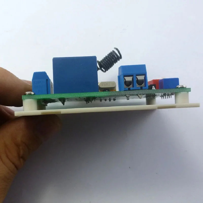 Custom OEM CE029B*1+CJ002*2 DC 5V 433mHz 2 Channel Wireless Delay Relay Remote Controller Manufacturer