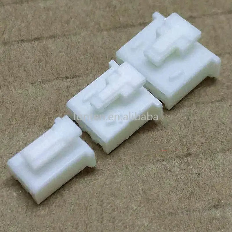 Custom 20pcs XHB2.54 2P/3P/4P/5P/6P/7P/8P9P/10P 2.54mm Pitch Plastic Head Wire Cable with buckle Connectors Adaptor Housing Manufacturer