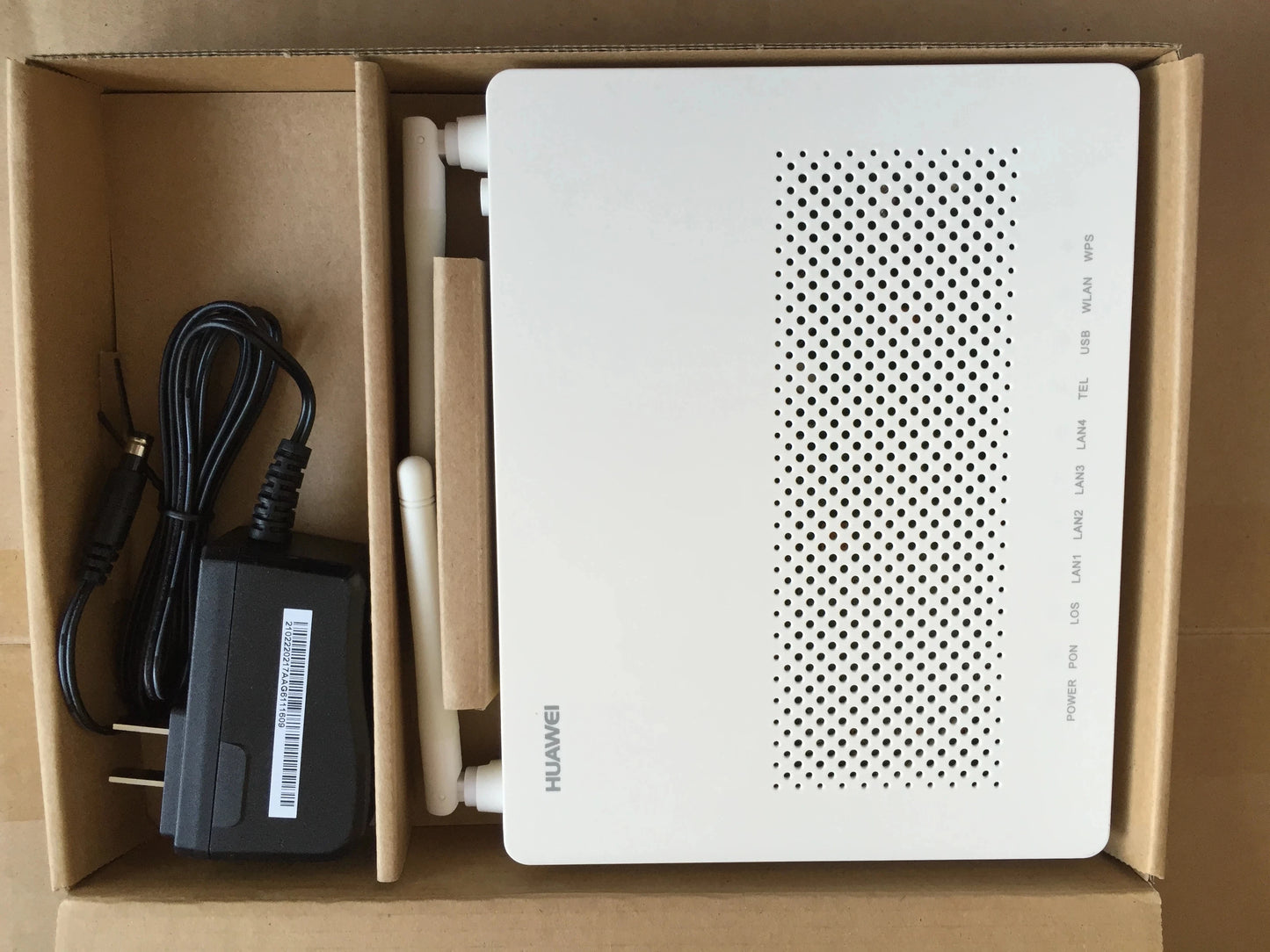 Custom 100% Original Hua wei HG8546M Gpon ONU ONT Fiber Optic Router With 2POTS + 4FE + 1USB + WiF English Vershion Manufacturer