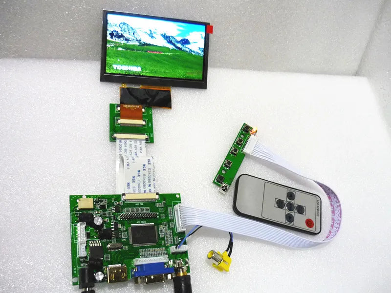 Custom HD + 2AV+ VGA 4.3 inch vehicle-mounted LCD suite projection AT043TN24 resolution 480*272 DIY on-board computer monitors Manufacturer