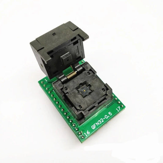 Custom QFN32-0.5 Burning Seat Flip To DIP32 High Temperature Resistant Ic Aging Seat 5*5mm Gold-plated Pin QFN32 Test Manufacturer